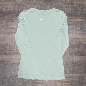Nike long sleeve top mint x-small